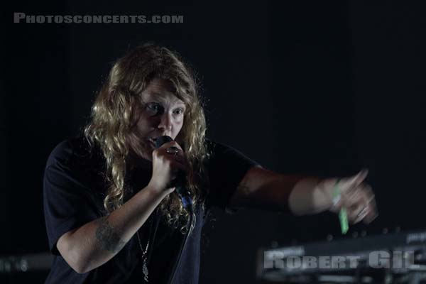 KATE TEMPEST - 2017-07-04 - PARIS - Philharmonie de Paris 2 - 